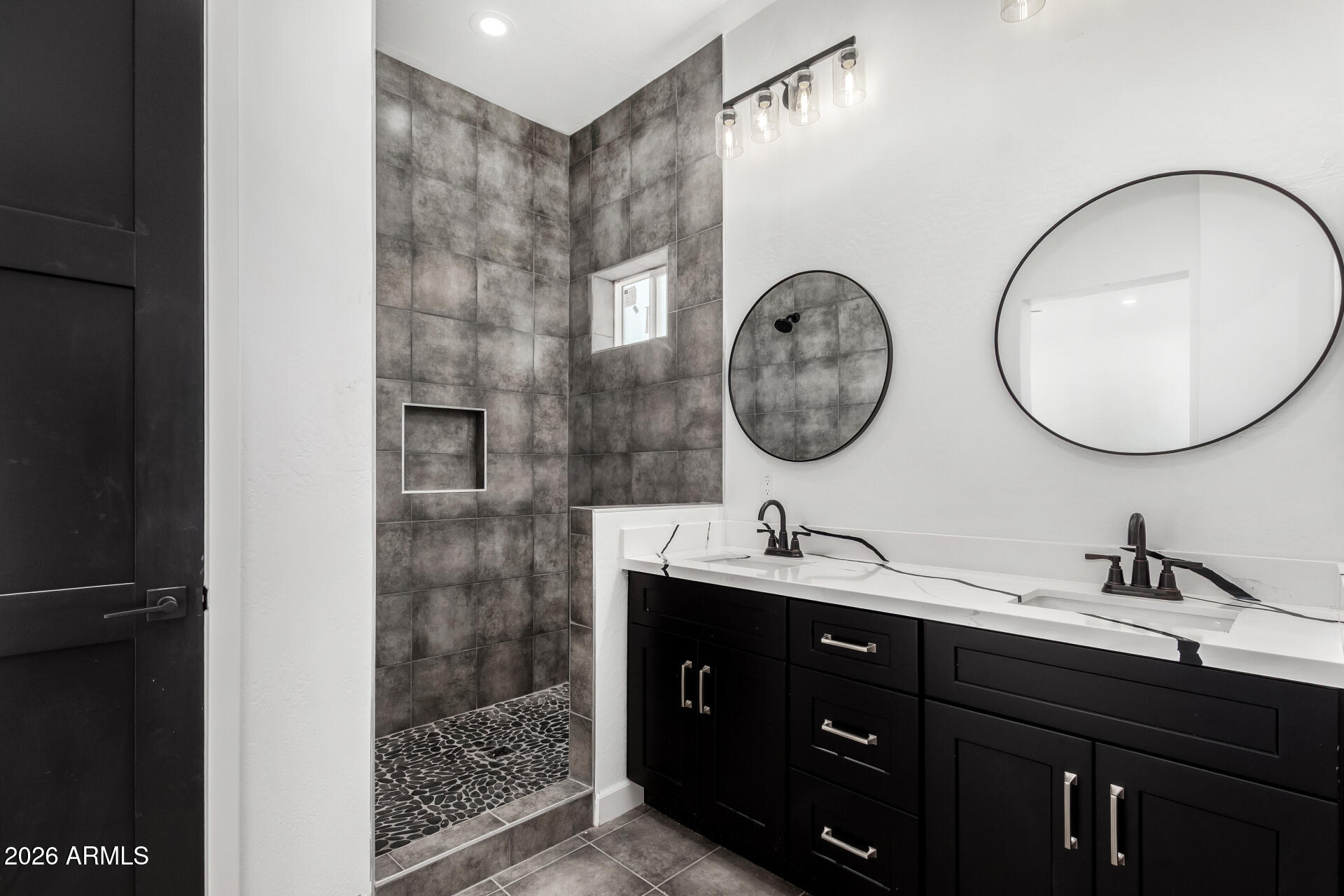 37459 W MISSOURI Avenue