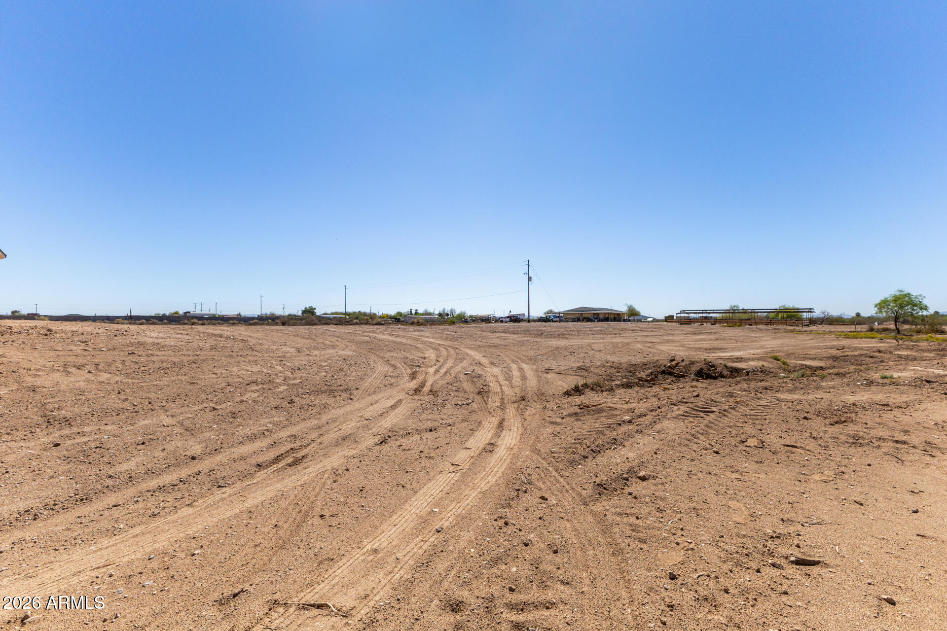 37277 W HILTON Avenue