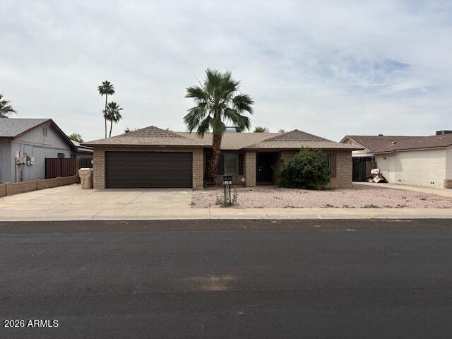 5209 W BROWN Street