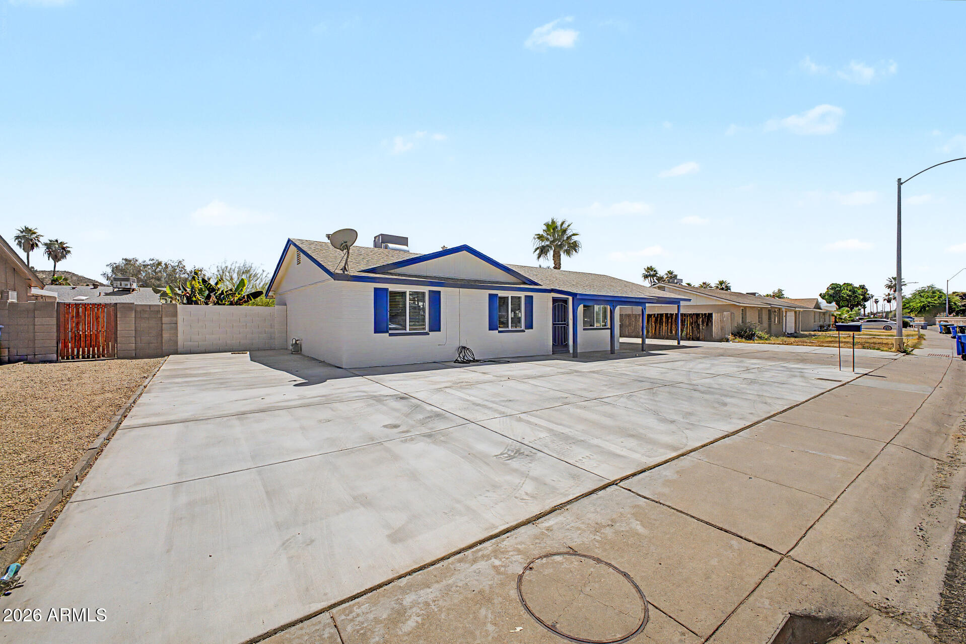 1645 W THUNDERBIRD Road