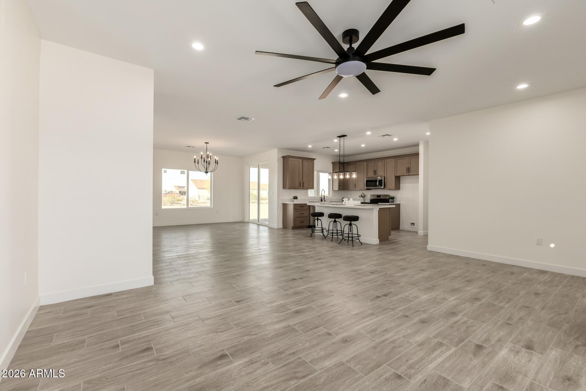 37164 W ENCINAS Lane
