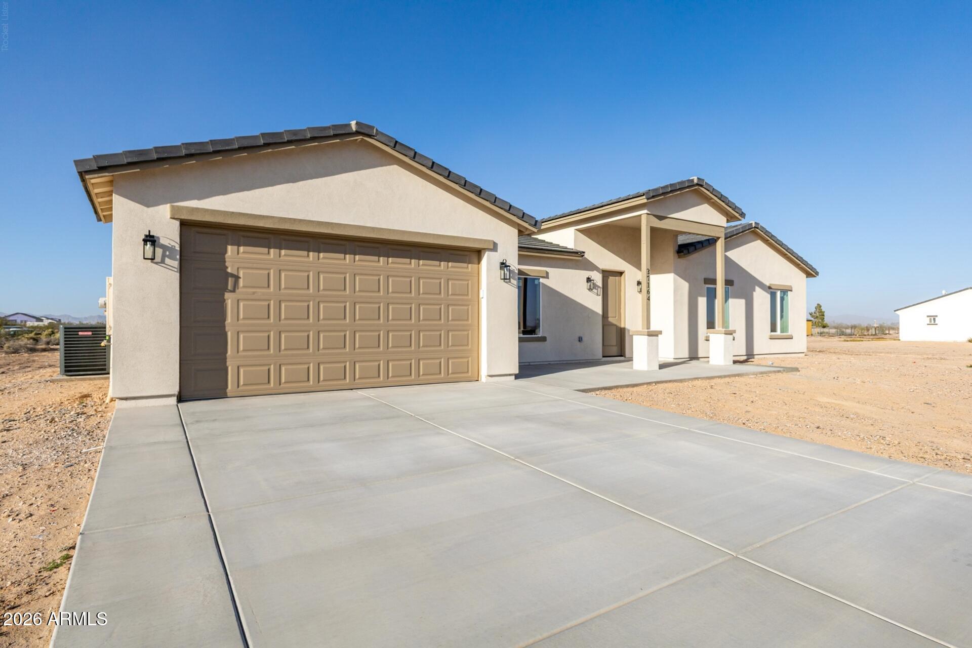 37164 W ENCINAS Lane