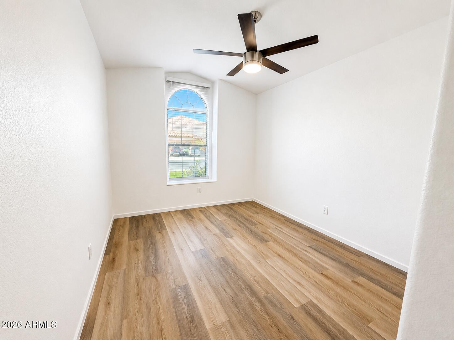 12605 W ROANOKE Avenue