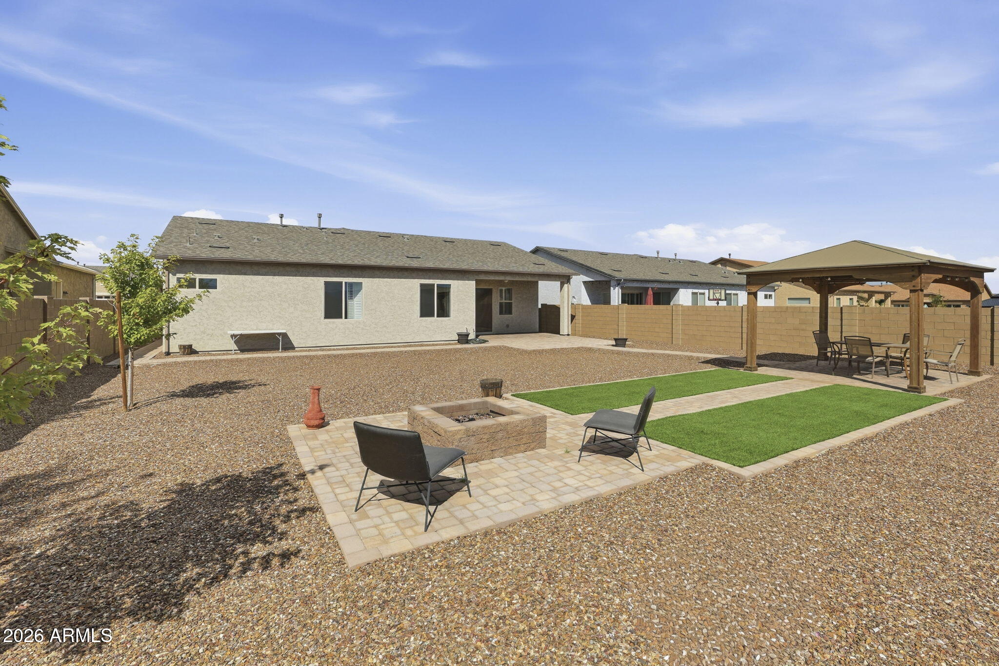 5149 N FAIRMOUNT Court