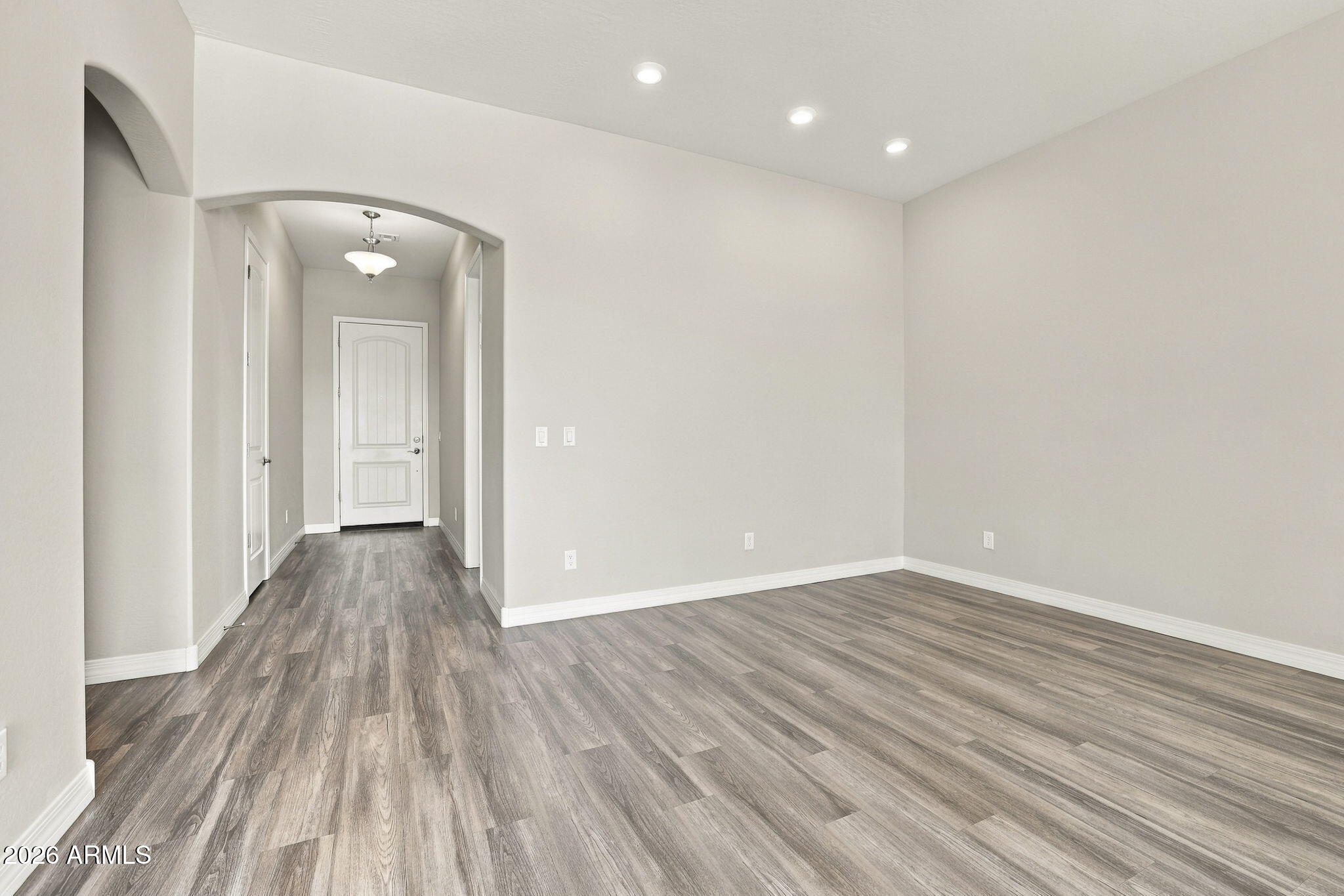 5149 N FAIRMOUNT Court