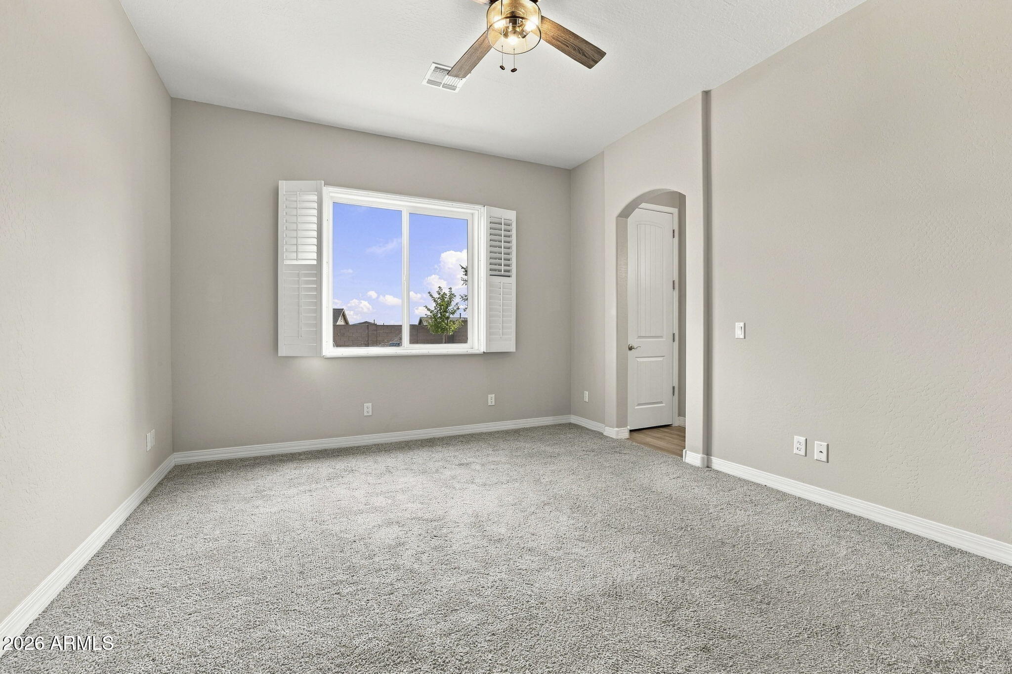 5149 N FAIRMOUNT Court