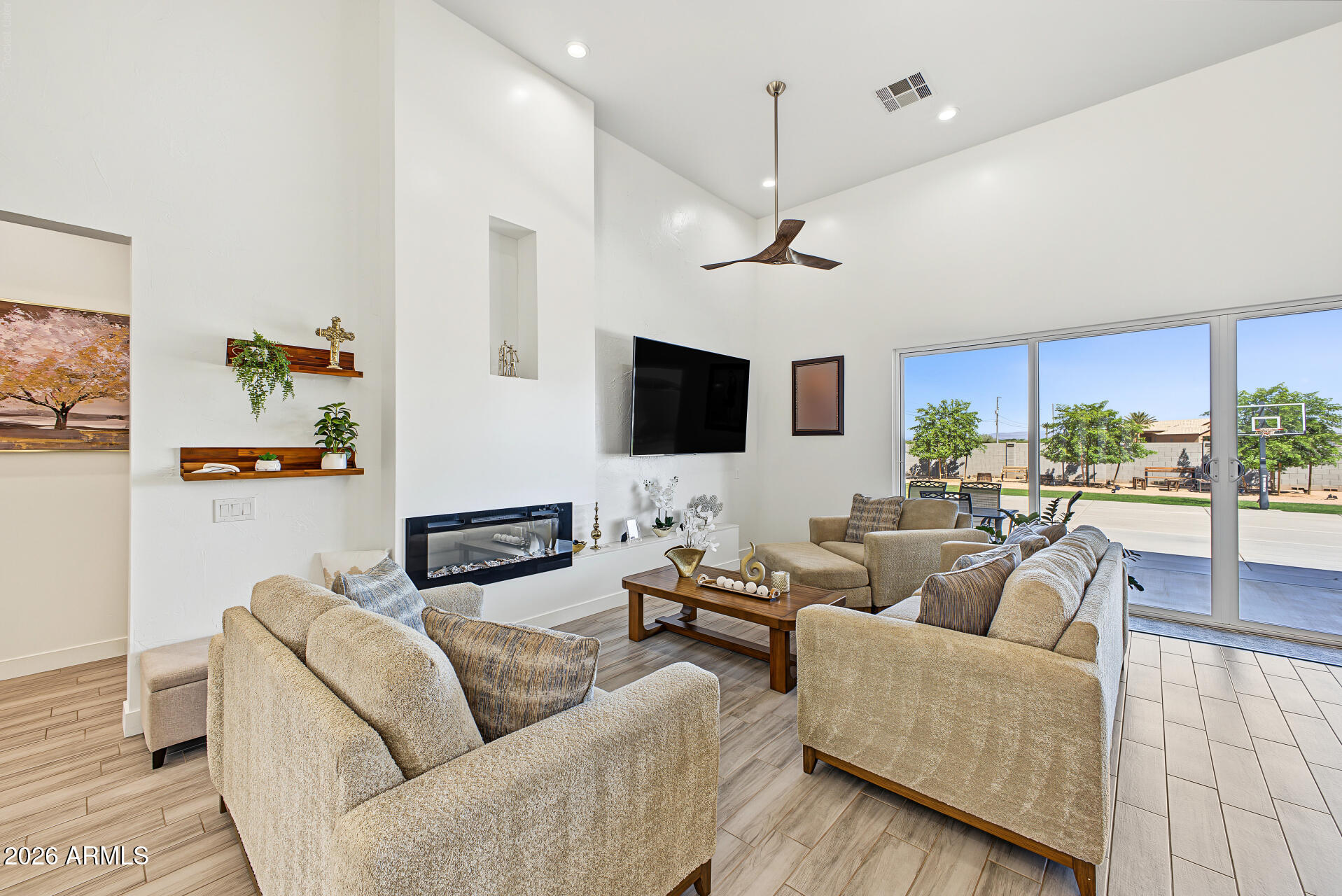 21426 W ROBERTA Drive