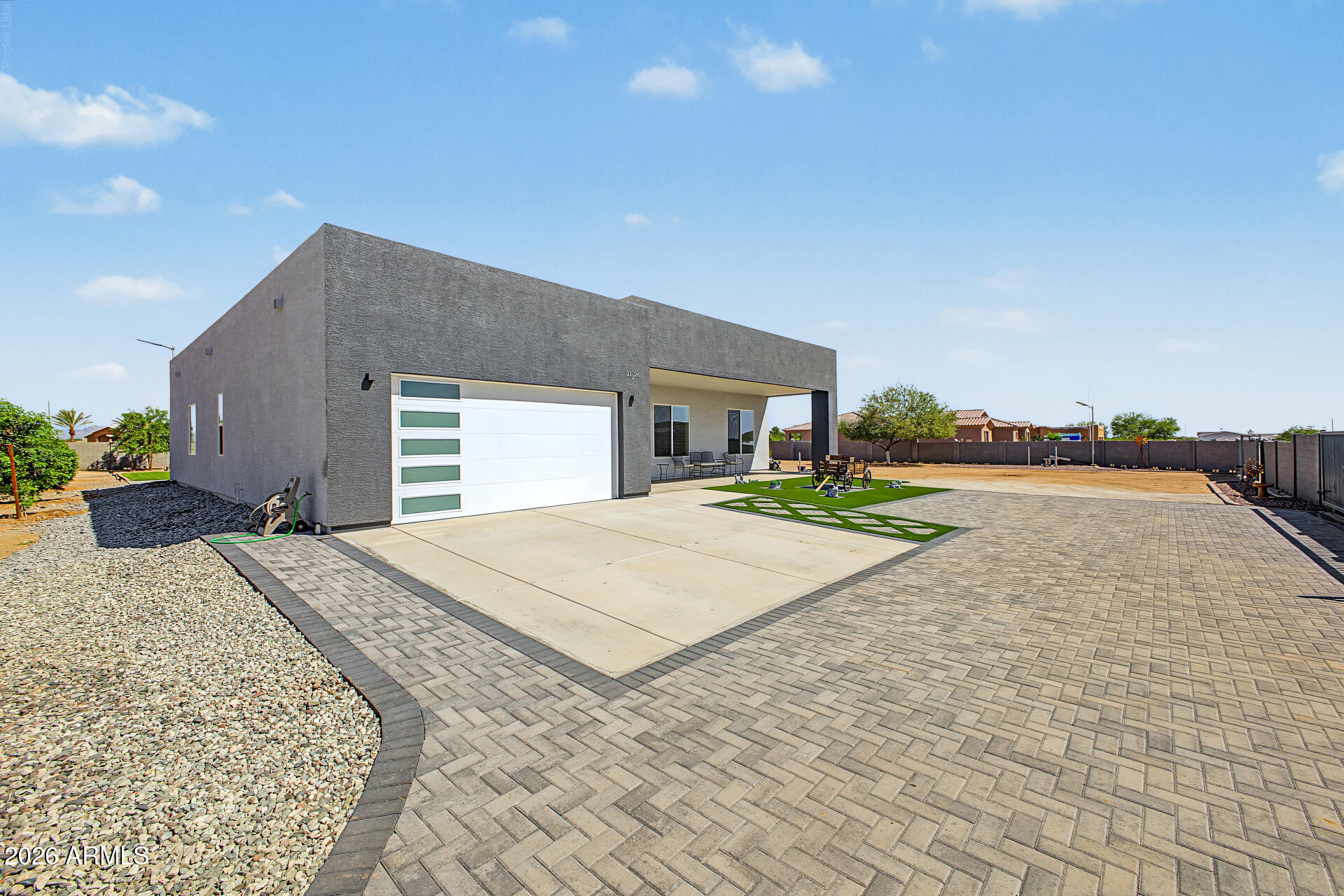21426 W ROBERTA Drive