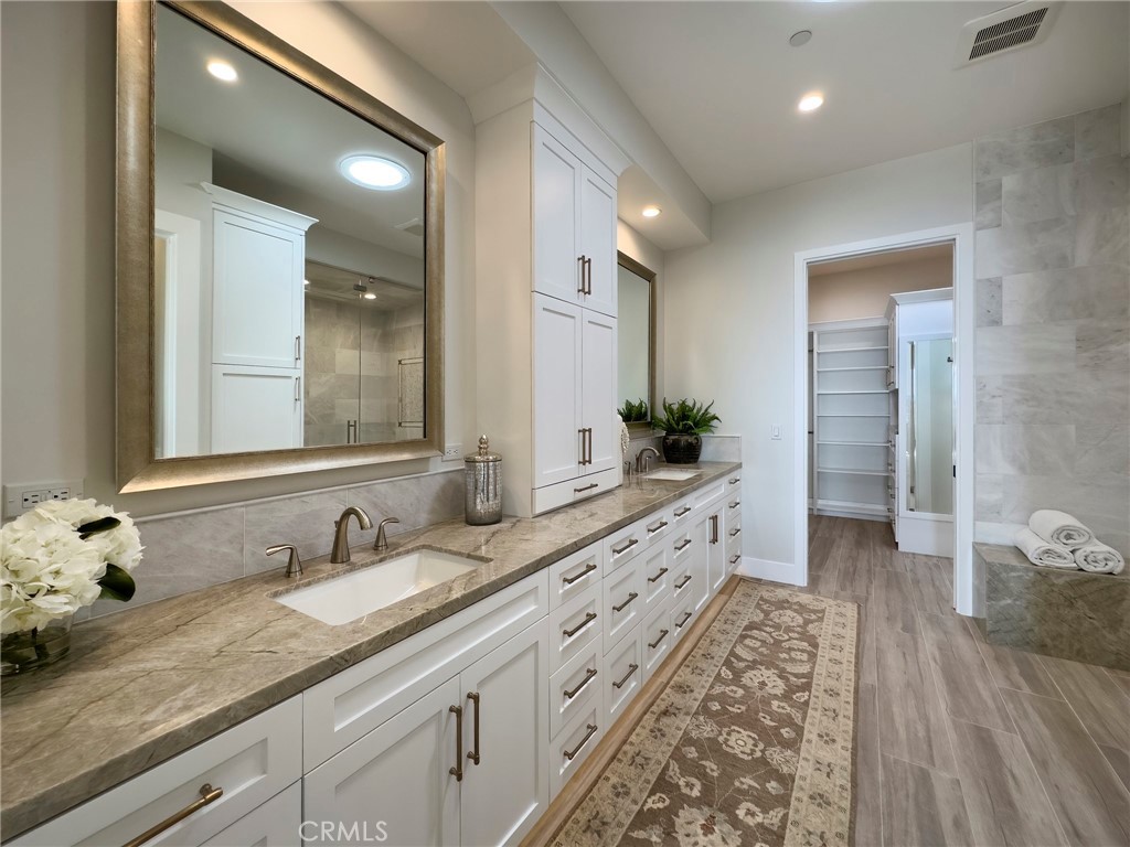 33971 Nauticus Isle