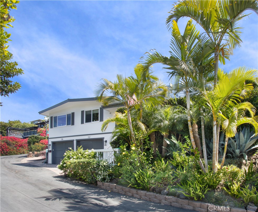 737 Griffith Way