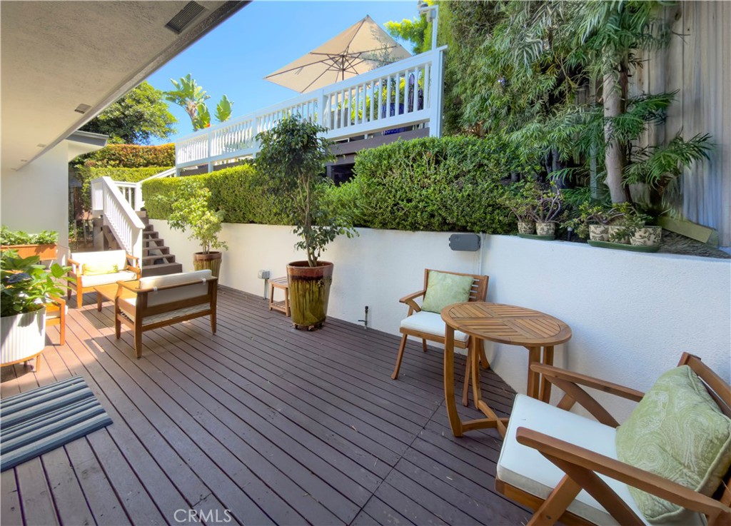 737 Griffith Way