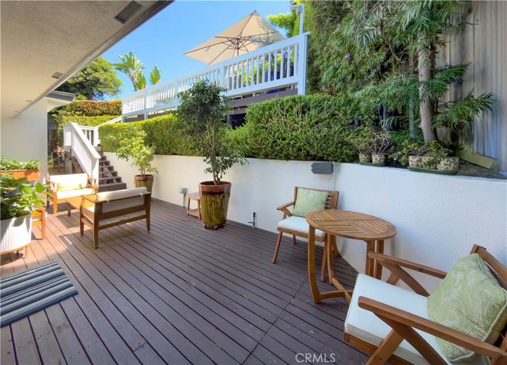 737 Griffith Way