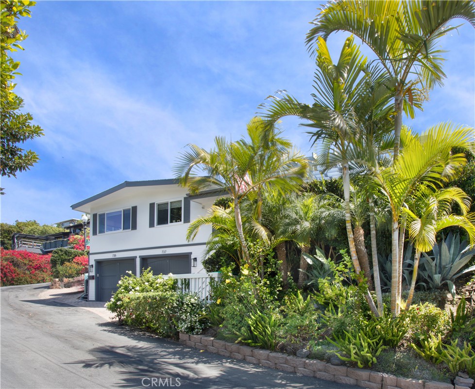737 Griffith Way