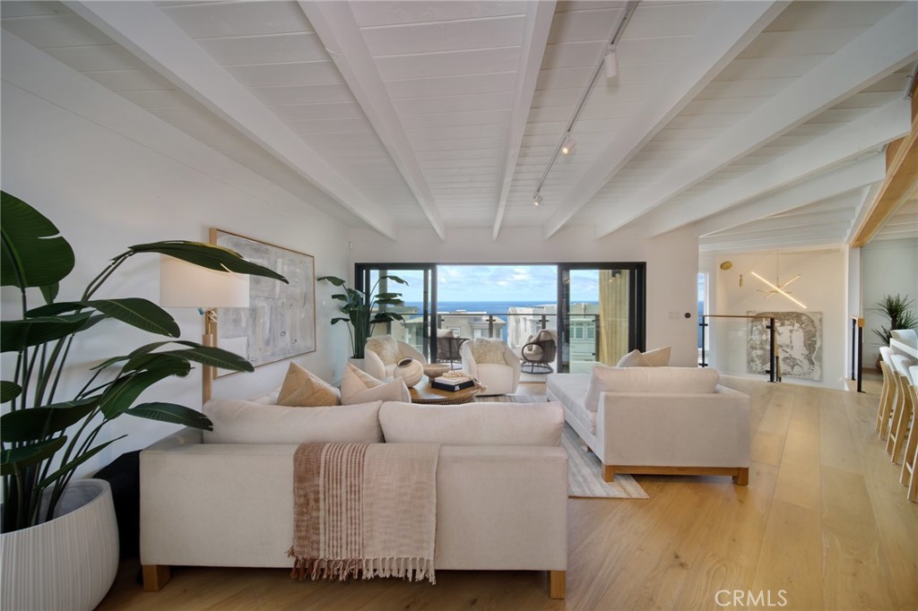 2604 Victoria Drive