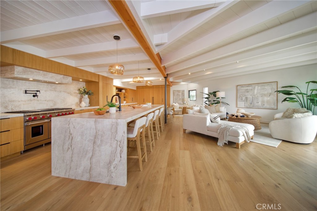 2604 Victoria Drive