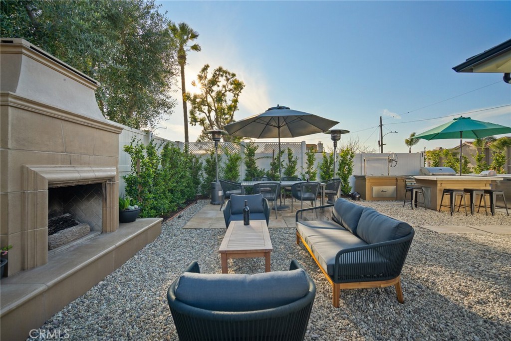 24272 Selva Road