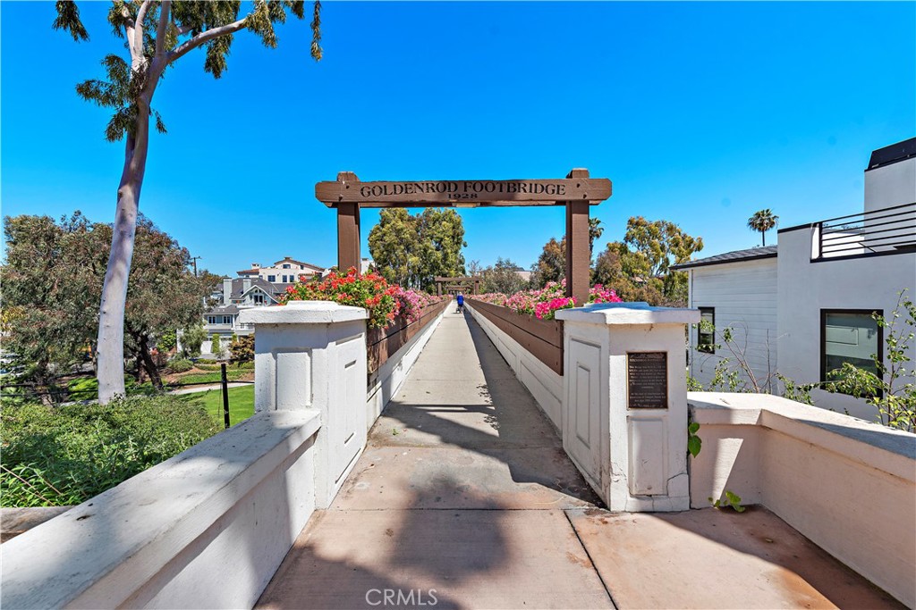 2741 Bungalow Place