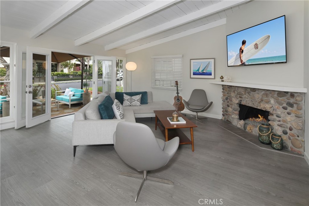 321 Iris Avenue