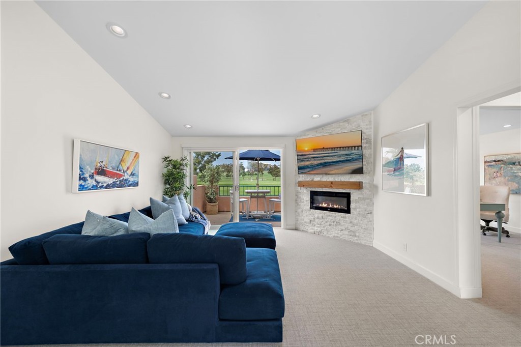 408 Villa Point Drive