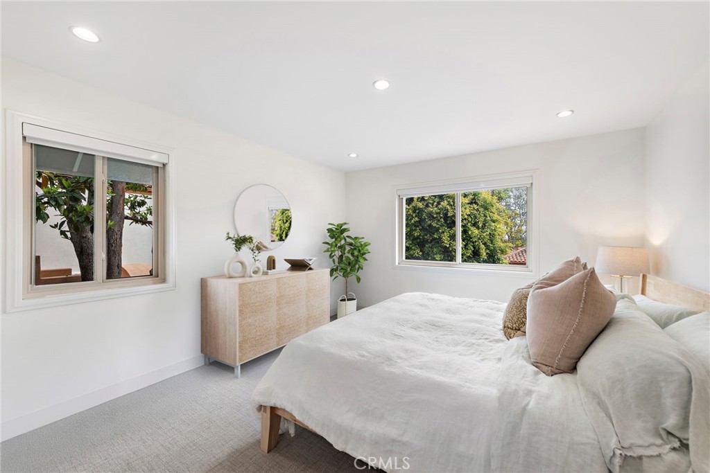 408 Villa Point Drive