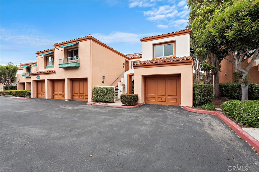 408 Villa Point Drive