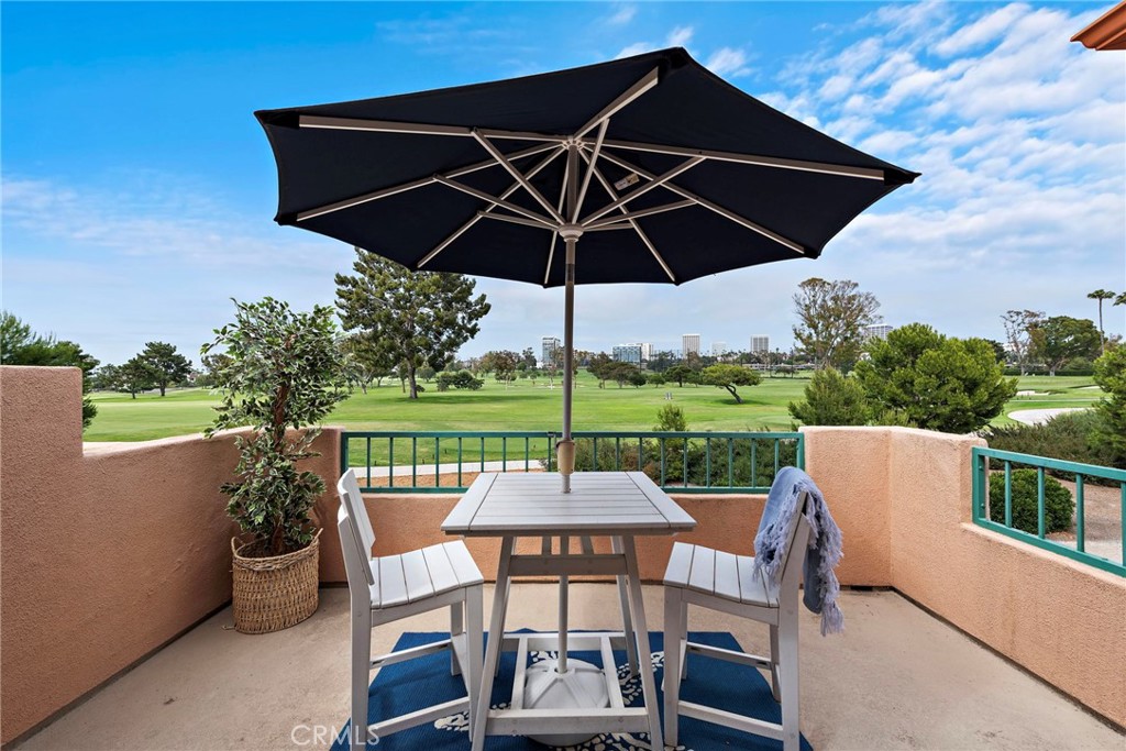 408 Villa Point Drive