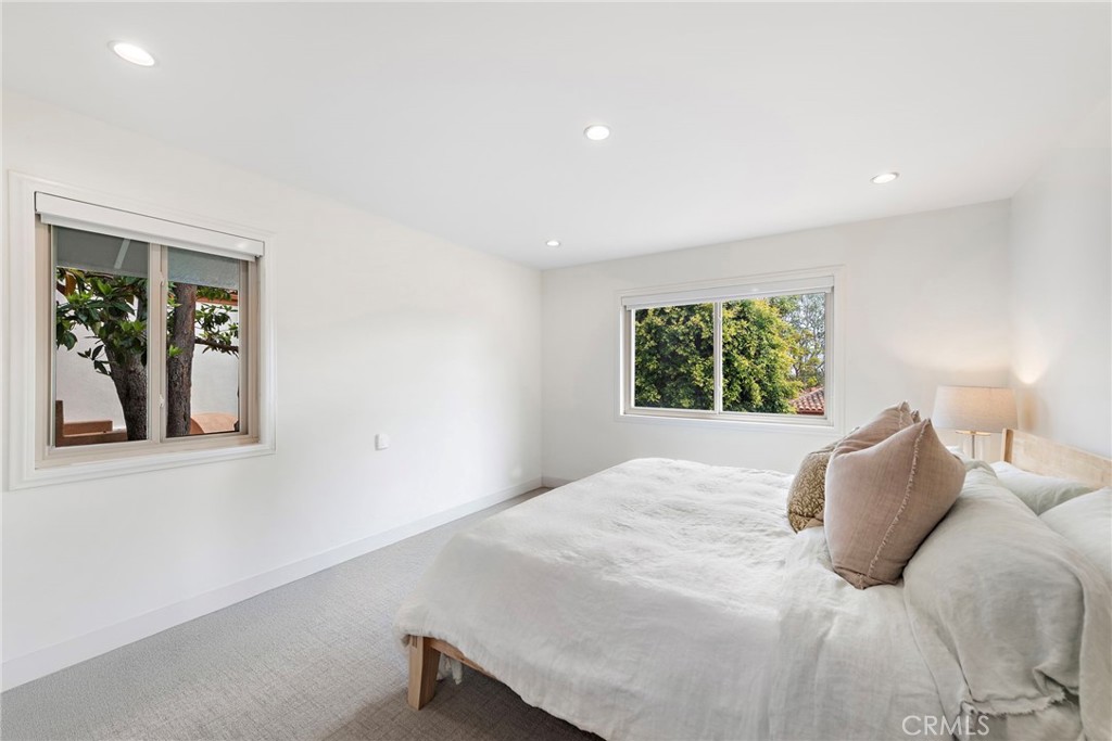 408 Villa Point Drive