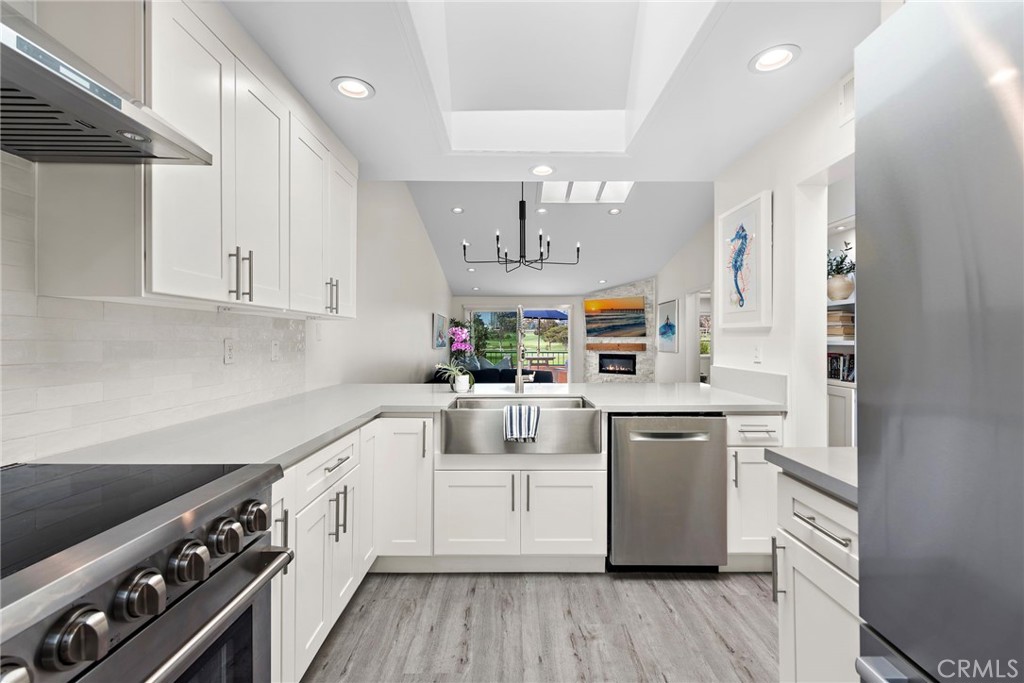 408 Villa Point Drive