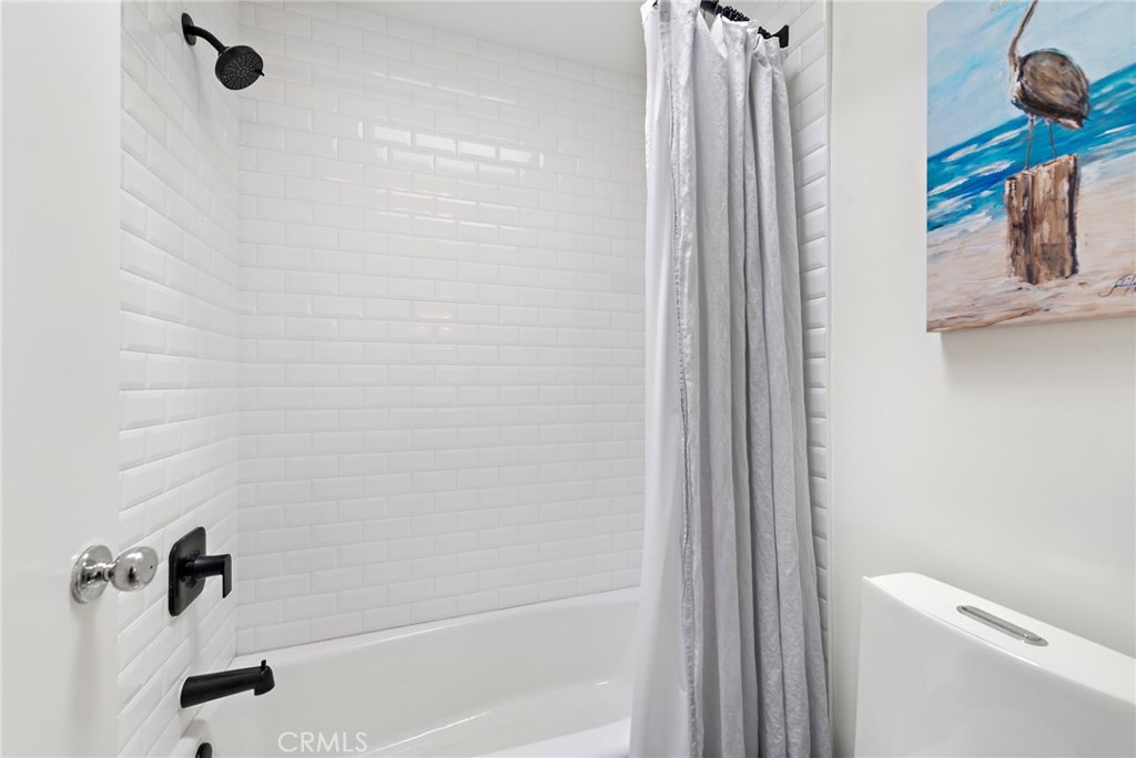 408 Villa Point Drive