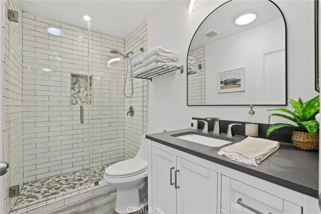 33586 Via Corvalian 23