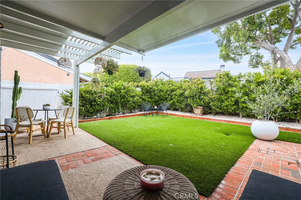 33586 Via Corvalian 23