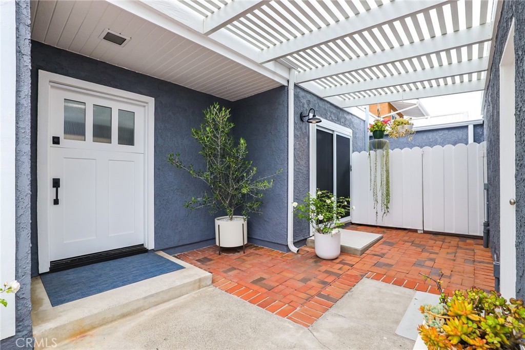 33586 Via Corvalian 23