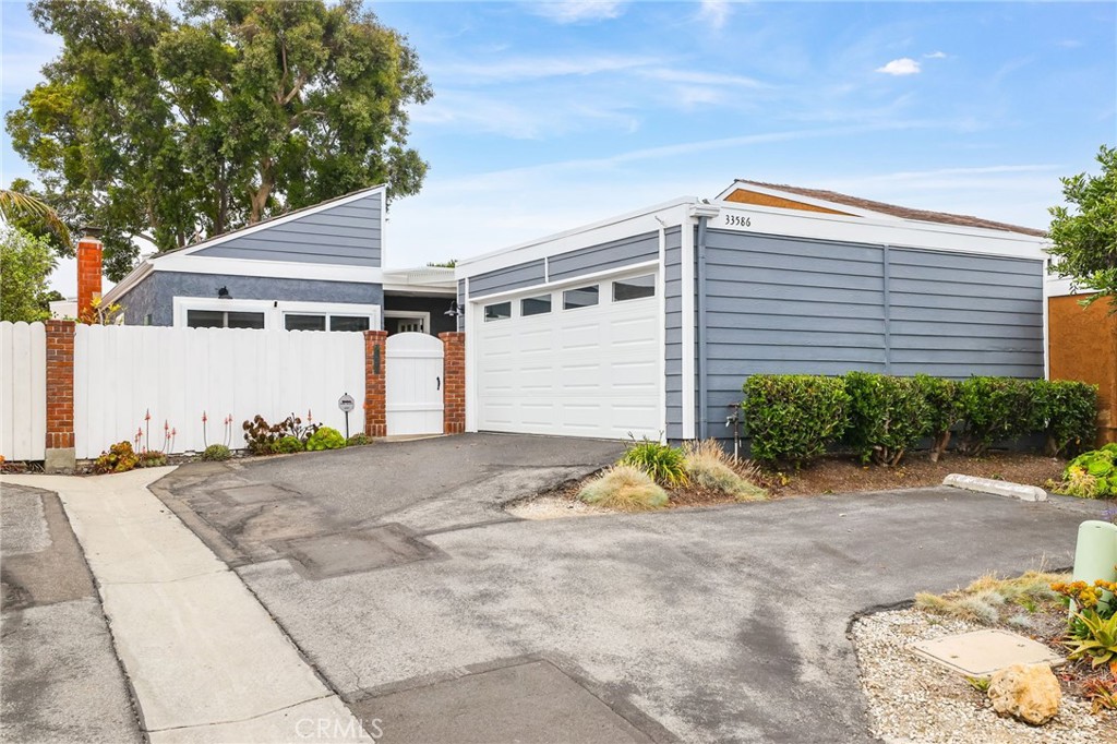 33586 Via Corvalian 23