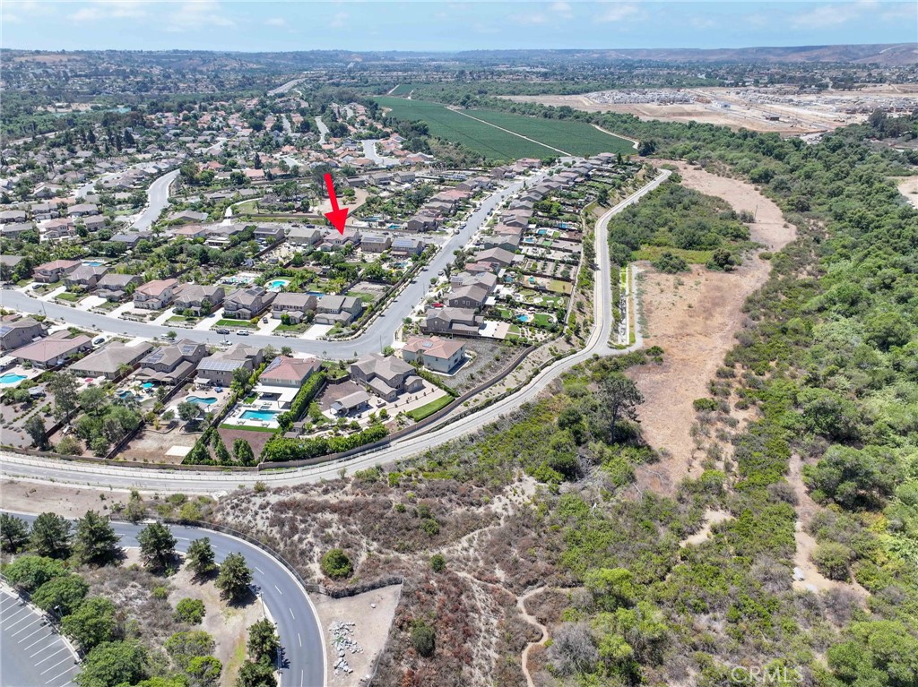 5572 Thoroughbred Street