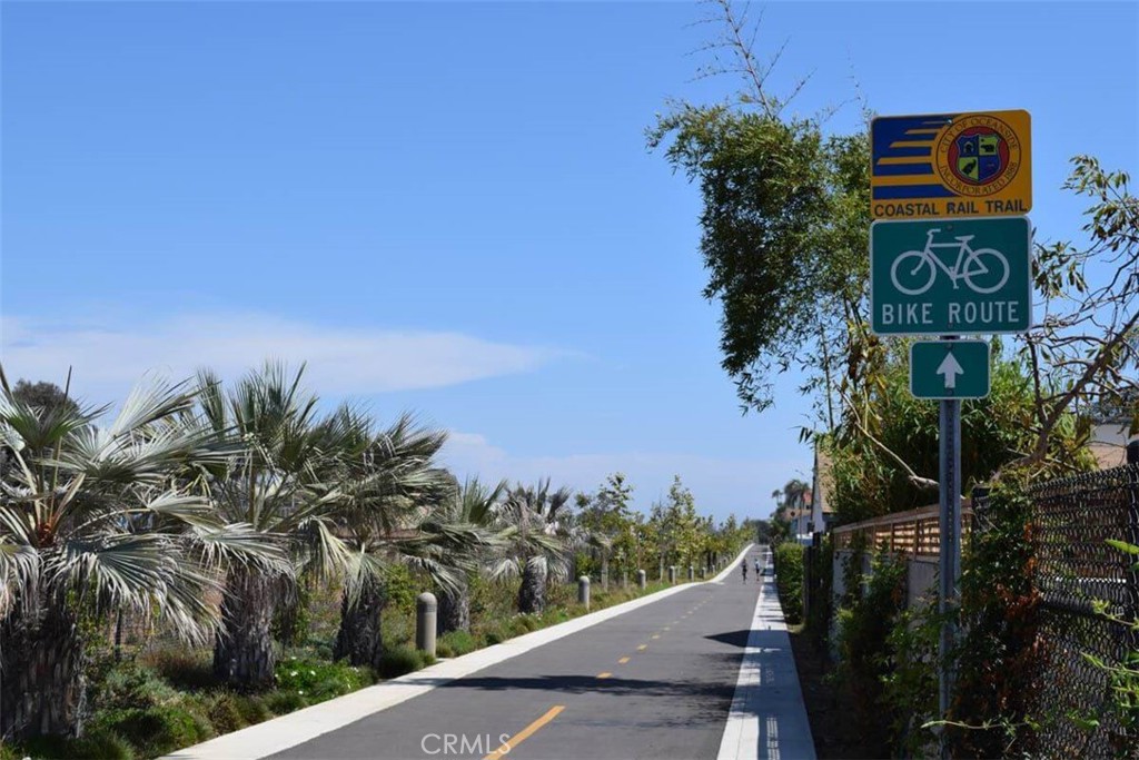 5572 Thoroughbred Street