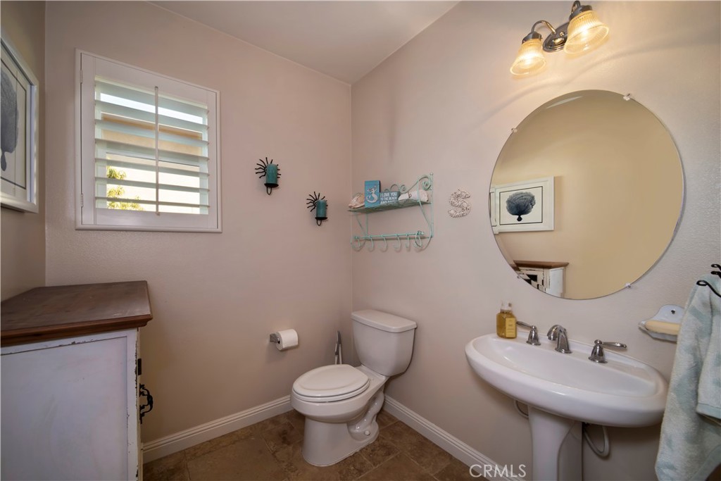 5572 Thoroughbred Street