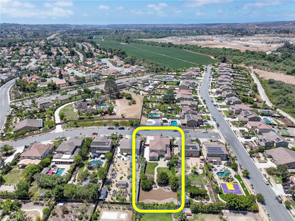 5572 Thoroughbred Street