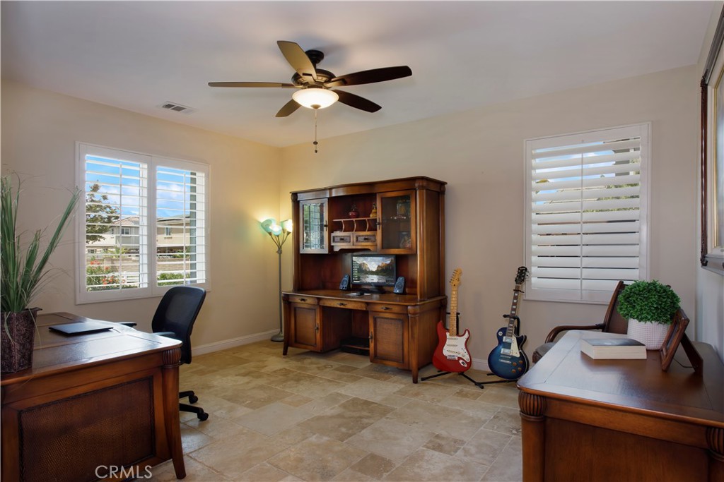 5572 Thoroughbred Street
