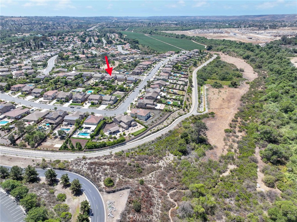 5572 Thoroughbred Street