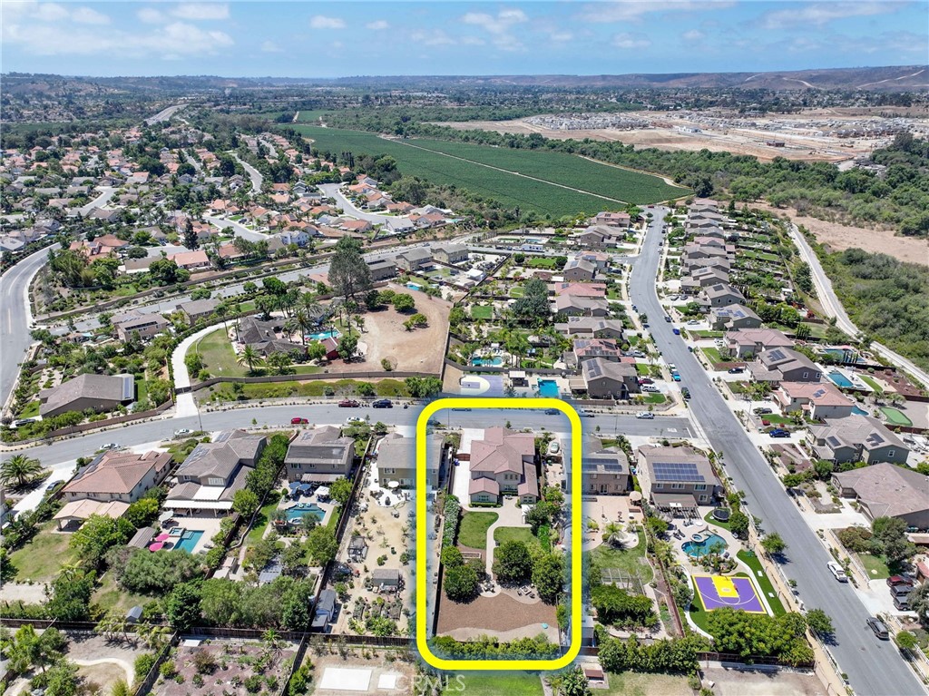 5572 Thoroughbred Street