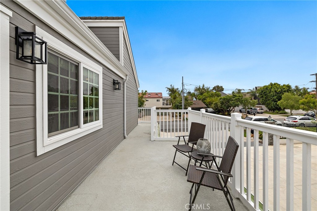 34279 Amber Lantern Street 11