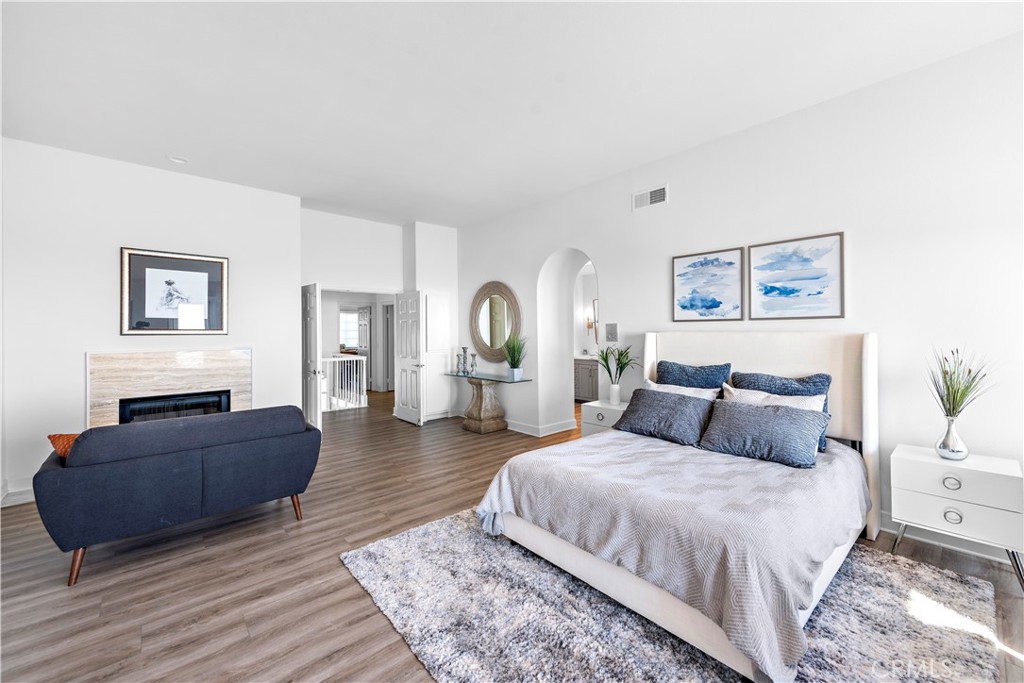 24432 Alta Vista Drive 15