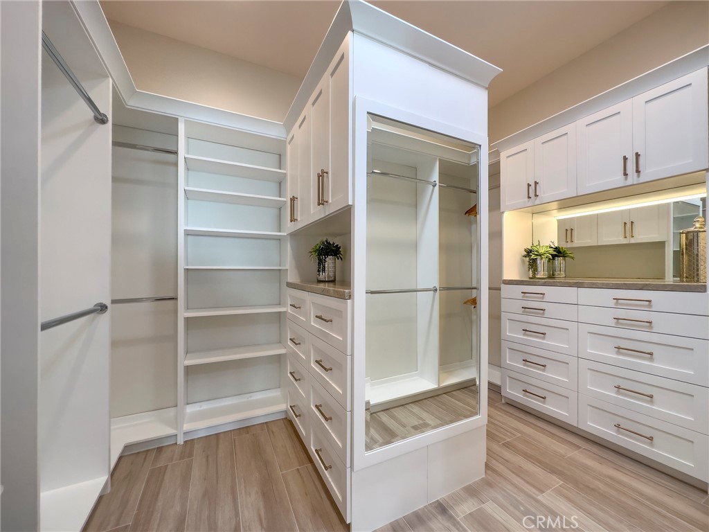 33971 Nauticus Isle