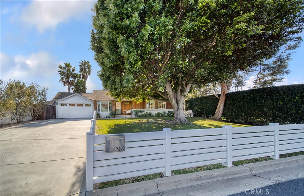 389 Mira Loma