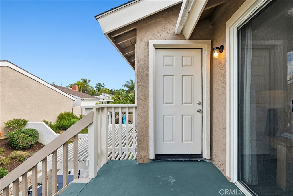 28062 Pinnacles Court