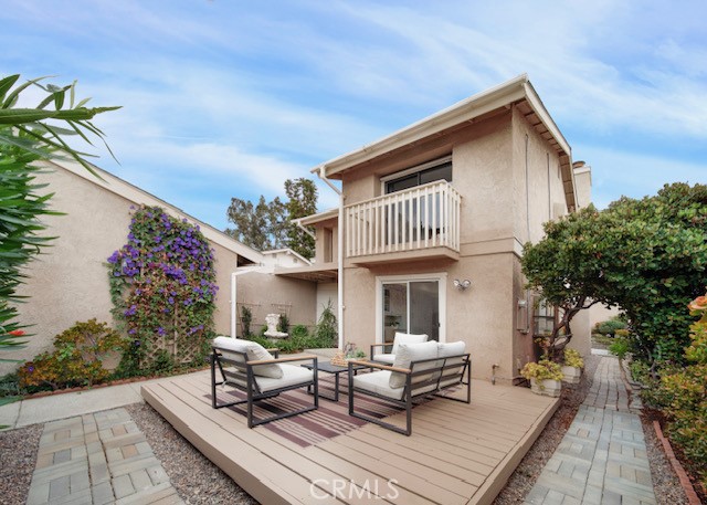 28062 Pinnacles Court