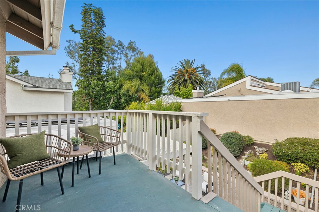 28062 Pinnacles Court