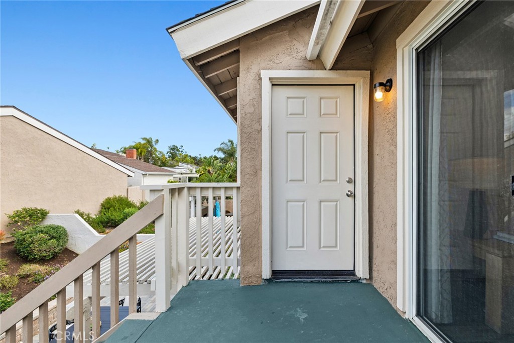 28062 Pinnacles Court