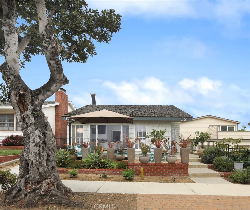 321 Iris Avenue