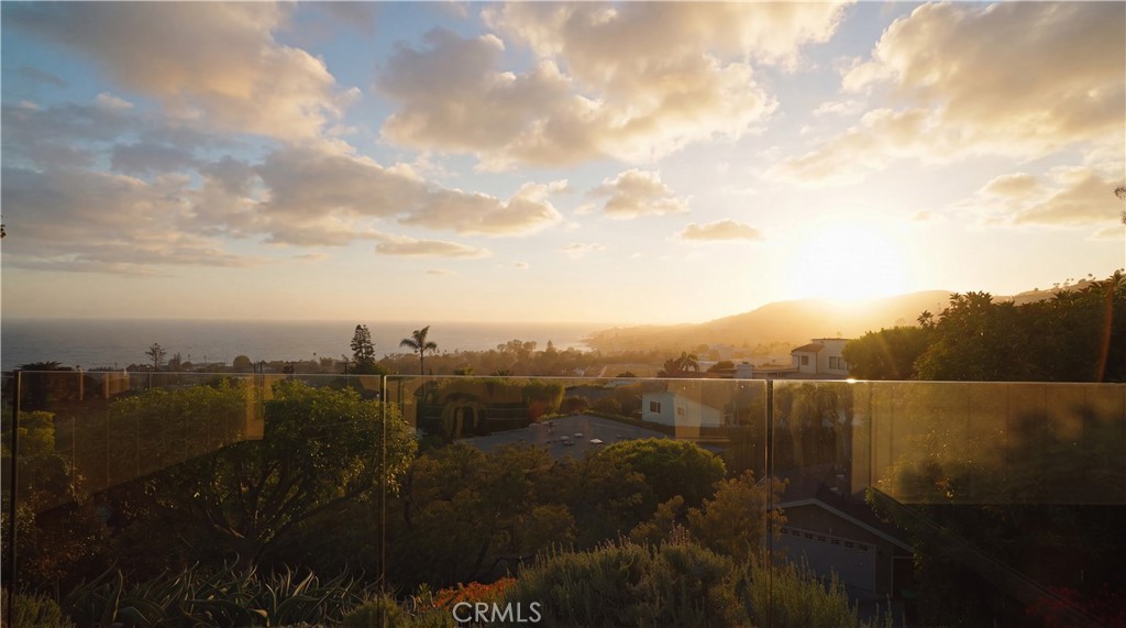 933 Coast View Drive